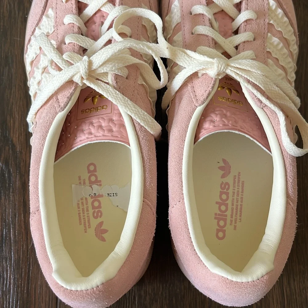 NWT ADIDAS Gazelle Indoor Ruffle Shoes! - Picture 8 of 9